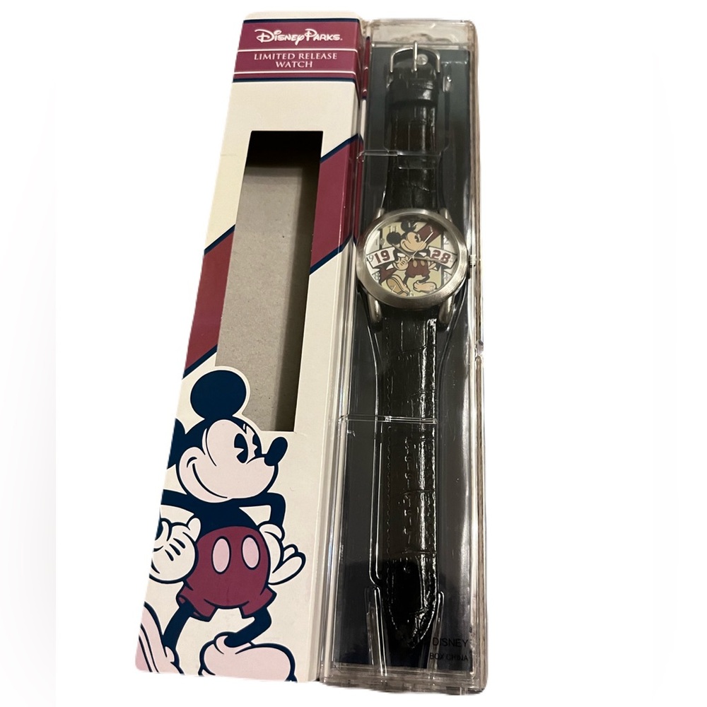 DISNEY Watch Mickey  Mouse 1928 Limited Release Adult Size Leather Strap NEW